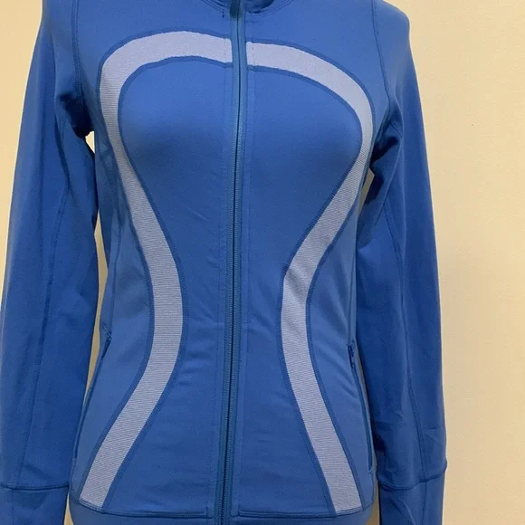 Lululemon jacket - Picture 2 of 6